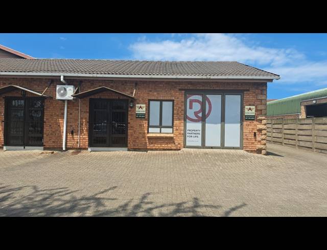 83M² OFFICE TO LET IN RICHARDS BAY CENTRAL